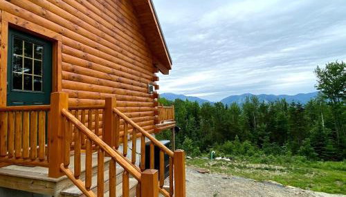 UV Log home with direct Cannon Mountain views Minutes to attractions Fireplace Pool Table AC - Foto 3