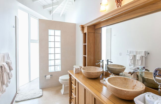 Fountain Anguilla - Photo 46