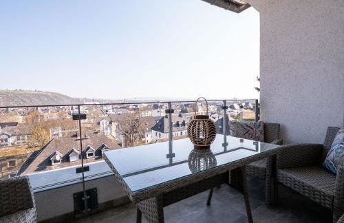 Design Apartment zentral für 6 in Andernach: Ausblick, WiFi, Küche - Photo 3