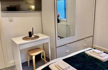 Superb Duplex in North London with reserved parking - Photo 45