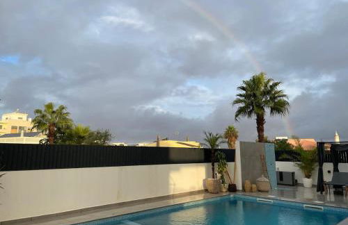 Villa R&M with Pool and Jacuzzi - Photo 49