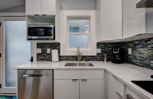 The Lilly Pad Brand New in Hyde Park! Pet Friendly, fully fenced yard, walking distance to Hyde Park shops, and dining and Camel's Back Park - Photo 20