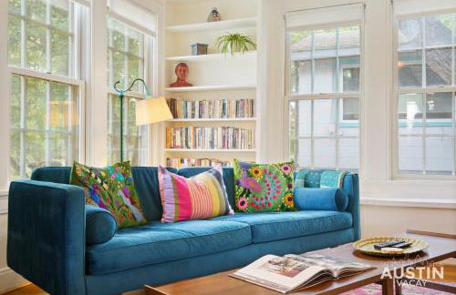 Charming Vintage House in Zilker with Hot Tub and Parking - Foto 1