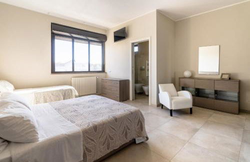 Trani with view - roomy apartment with balconies - Foto 16
