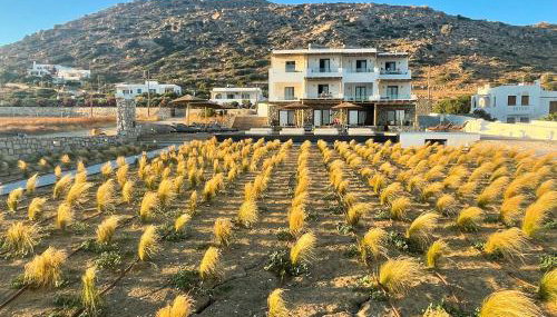 Latramys Suites - Photo 5