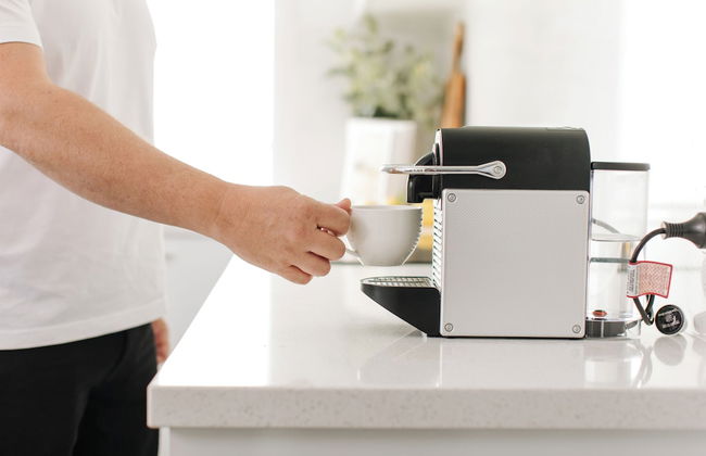 Mansi on Raymond - Photo 30