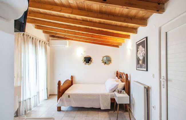 SkyFrame Apartments - Photo 11