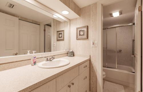 1077 PD Large Garden Oasis Condo - Foto 31