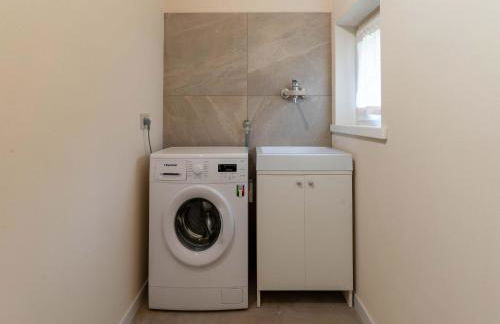 Idyllic cottage next to the beautiful Lake Idro - Foto 95