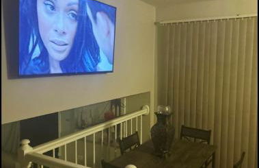 Stunning Brick Tri Level Home 420 friendly - Foto 4