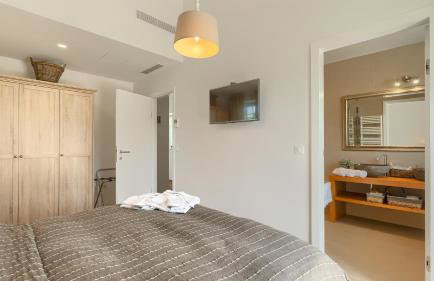 Beautiful Villa Village with tennis court in Tinj - Photo 26