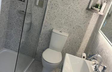 Garden Lodge, boutique - Walton on Thames - Foto 4