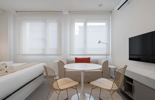 Confort y Ubicación en Madrid - Santero Suites - Photo 25
