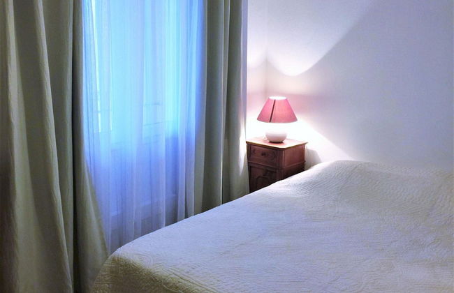 Apartment With sea View and Pool - Photo 3