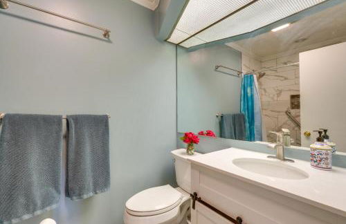 Lakefront Kingsport Home with Private Hot Tub! - Foto 26