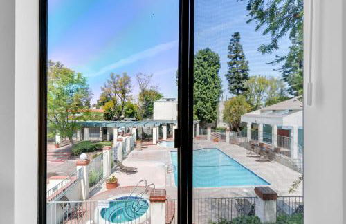 High Ceilings 3BR with Loft-2 Baths Pool & Jacuzzi - Foto 31