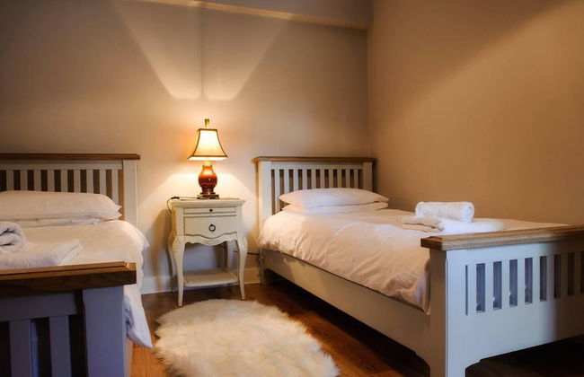 Leap Year Cottage by Lake Beaghcauneen in Clifden - Foto 6