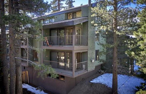 St Anton Courtyard View 1-Bedroom Condos with Dry Sauna - Photo 15