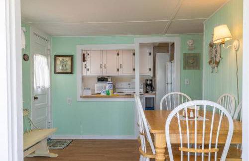 The Eastern Avenue Cottage - Photo 20