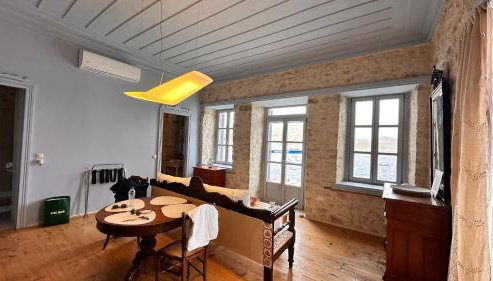 H-aris Seafront Mansion - Foto 5