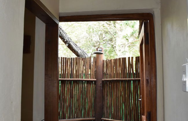 Amorello Safari Park - Photo 37