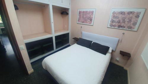 Josep Tarradellas 80 - Foto 2, wardrobe