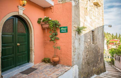 Traditional Cozy House in the Village Ano Garounas - Foto 10