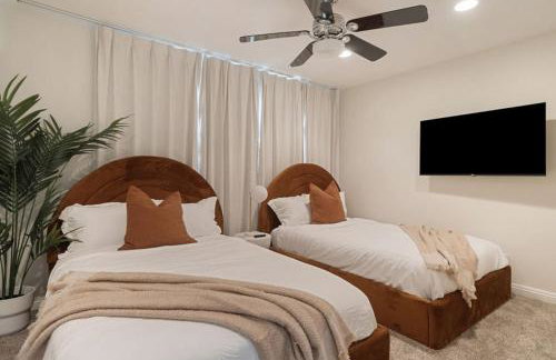 Sunlit Oasis with Heated Pool and Jacuzzi 20 minutes to Disneyland - Foto 22