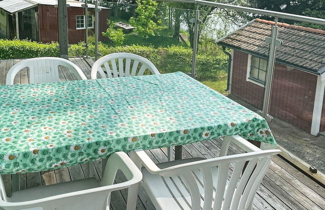 6 Person Holiday Home in Savsjo - Foto 13