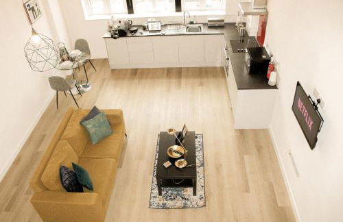 Modern Luxury Serviced Duplex Apartments by REPOSE- 150 Metro Court, WEST BROMWICH - Foto 10