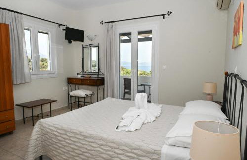 Akrothalassia - Photo 69