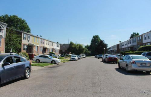 Tuscany 2900 - Classic Italian Style 3BR w Parking near Airport - Foto 11