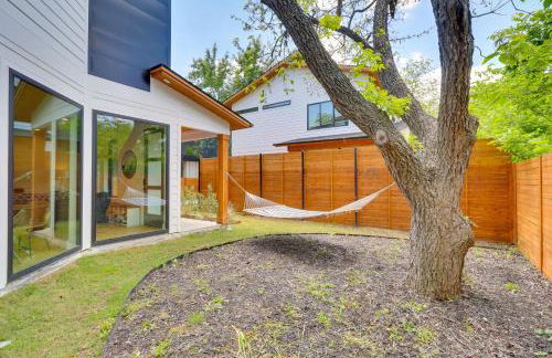 Chic Austin House with Spacious Backyard and Hammock - Foto 28