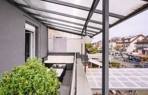 Günstiges grünes Ferienzimmer mit separater moderner Dusche - Foto 41