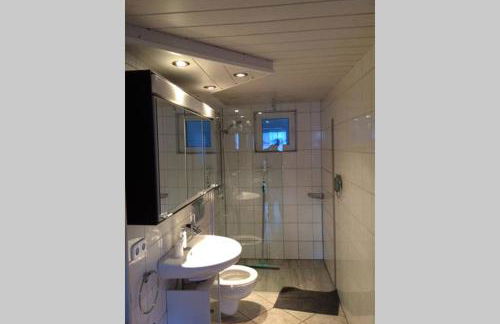 Urlaub mit Blick auf Schiltachs Fachwerkhäuser - Foto 15