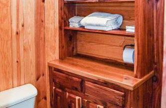 Cozy lakefront cabin with boat house and ramp on T - Foto 37