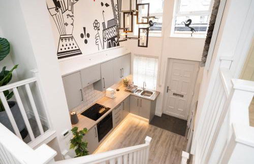 House Of Cards - Photo 18