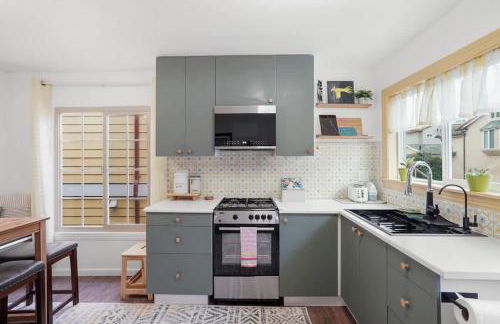 Coastal Palm Tree 2BR Retreat Ocean View - Foto 36