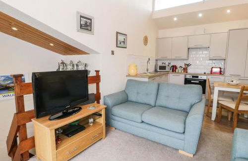 1 South Snowdon Wharf - Photo 6