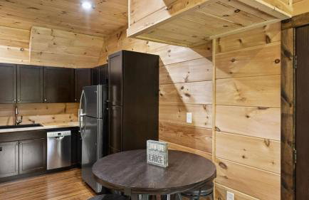 Waterfront 1-acre Private Dock, Hot Tub, Firepit Bankhead Lodge by Avantstay - Foto 46