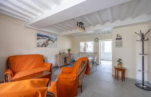 Les Colibris little house in the city-center - Foto 11