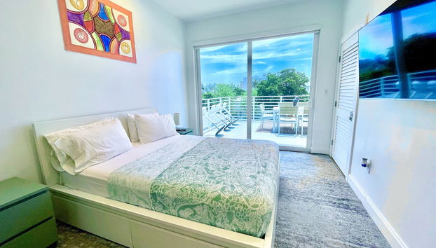 Luxury South Beach Private Apartments - Photo 4, Room
