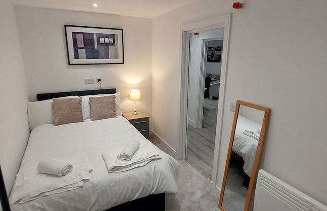 Modern 2 Bedroom Apartments - Camberley - Foto 18