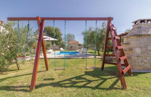 Two-Bedroom Holiday Home In Rebici - Foto 9