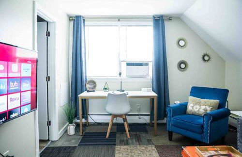 NEW - Mins to Manchester - Nashua - Queen Bed - Foto 1