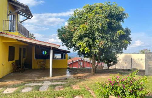 Chácara Aconchego da Serra com Piscina - Foto 18