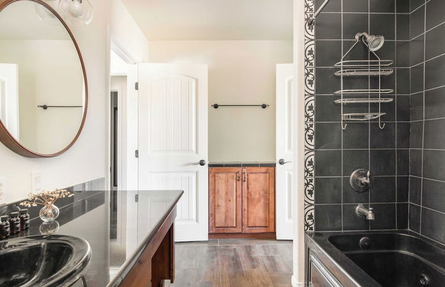 Flora by Avantstay Modern & Private Desert Oasis on Large Grounds w/ Pool & Bocce Ball! - Foto 35