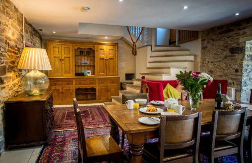 Great House - A Grand Georgian Retreat with Heated Outdoor Pool - Photo 50