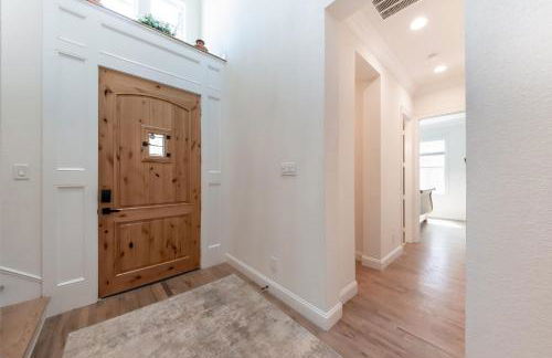 Family Home Near Lake & Local Parks - Foto 41