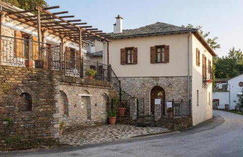 Archontiko Papoutsi Pelion - Foto 1